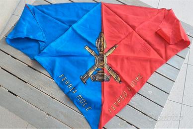 Foulard vintage Carristi Ferrea Mole Ferreo Cuore