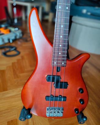 basso Yamaha RBX 360