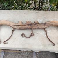 Antico giogo in legno fine '800
