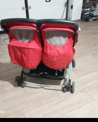 passeggino gemellare 