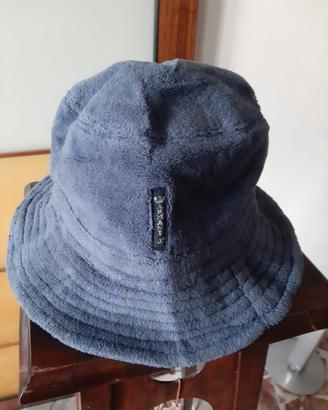 Armani jeans cappello blu