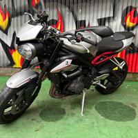 TRIUMPH STREET TRIPLE 765 FINANZIABILE NO ANTICIPO