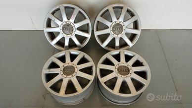 KIT 4 CERCHI IN LEGA AUDI A4 2004>2007 USATO