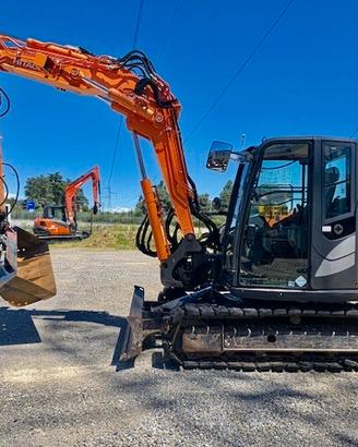 Miniescavatore Hitachi Zaxis 85 USB-5 braccio trip