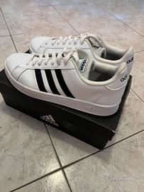 adidas sport uomo EE7904 grand court base