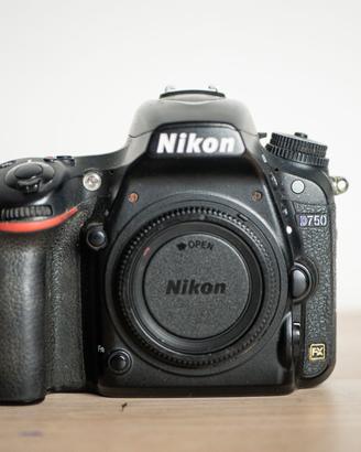Materiale fotografico NIKON