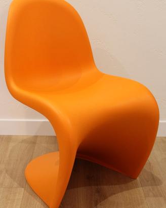 Sedia Verner Panton Junior Vitra - Colore Arancio