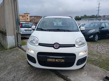 Fiat Panda 0.9 TwinAir Turbo Natural Power Lounge