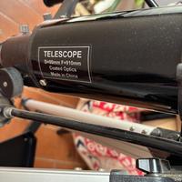 Telescopio Sky-Watcher 90/910 su montatura equator