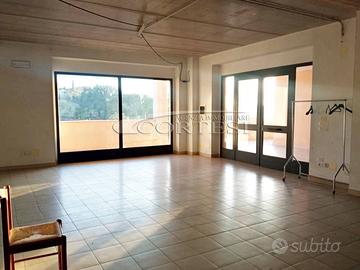 Locale commerciale di recente costruzione, PSC/112