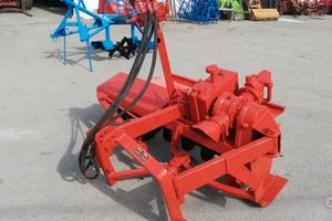 fresa con spostamento idraulico interfilare