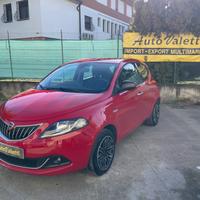 Lancia Ypsilon 1.0 FireFly 5 porte S&S Hybrid Ecoc