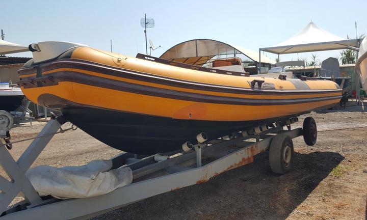 Gommone BAT 6 metri Johnson 70 cv