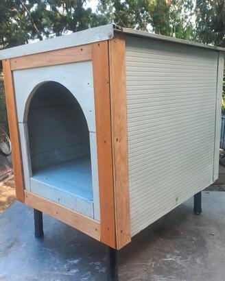 Cuccia per cani cm 90 per 70 alta 70 