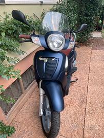 Scarabeo 200