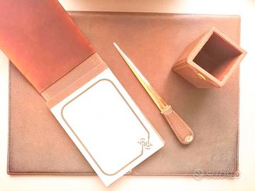 GUCCI - COMPLETO DA SCRIVANIA CON BLOCCO NOTE