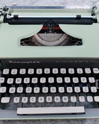 Macchina da scrivere Remington Monarch