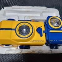 Macchina fotografica subacquea a rullino