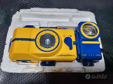 Macchina fotografica subacquea a rullino