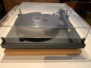 Giradischi Pro-Ject 6.9