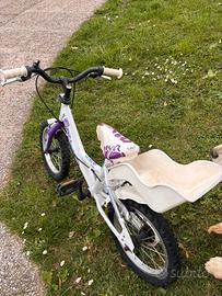 Biciletta da bambina con rotelle