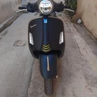 Vespa Piaggio GTS 300 