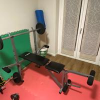 Panca multifunzionale per petto, braccia e gambe