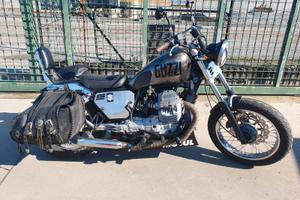 Moto Guzzi 750 custom