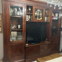 Parete attrezzata in legno massello, come nuova