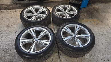 Cerchi originali Audi Q8 R21 + gomme invernali