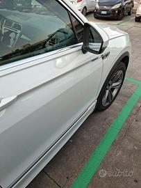 Auto Tiguan