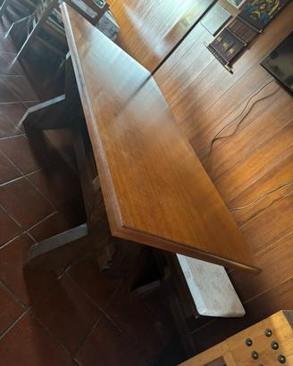 Tavolo di rovere massiccio