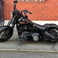 Harley-Davidson Softail Cross Bones - 2010