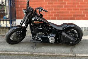 Harley-Davidson Softail Cross Bones - 2010