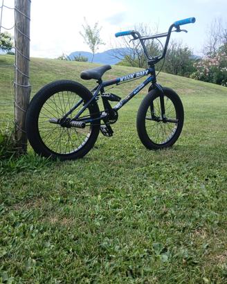 bmx kink curb