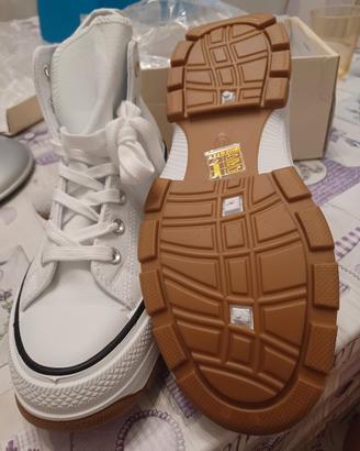 Modello Sneakers alte