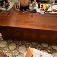Cassapanca in legno