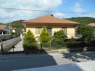 Villa indipendente a Maiorano di Monte (CE)