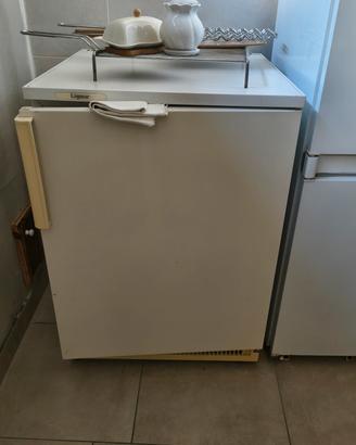 Congelatore verticale freezer made in italy