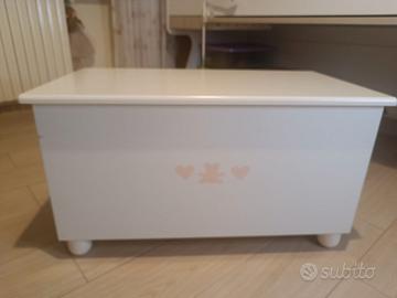 Cassapanca marca NANAN