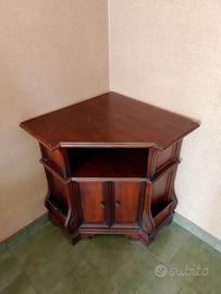 mobiletto ad angolo in legno