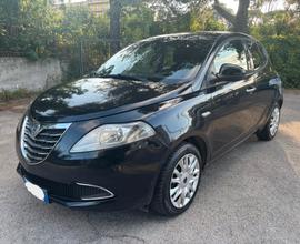 LANCIA YPSILON 1.2 GPL SILVER - 2014