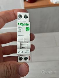 Magnetotermico Schneider