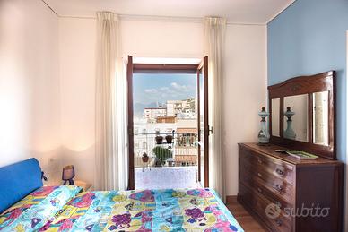 Panorama vesuvius central (room)