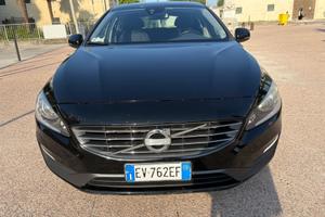Volvo V60 D3 2.0 D anno 2014 .€.2.500