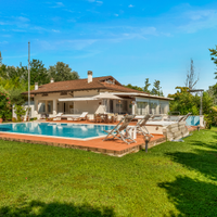 Appartamento in Villa a Forte dei Marmi