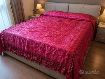 Copriletto matrimoniale rosso in raso 230x280