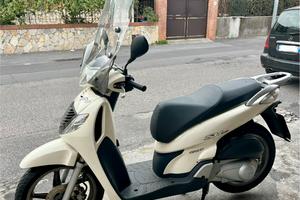 Honda sh 150i (no abs) KM REALI 9.800