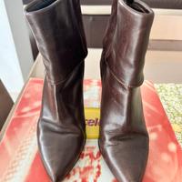 Stivaletti in pelle e camoscio n39