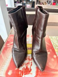 Stivaletti in pelle e camoscio n39